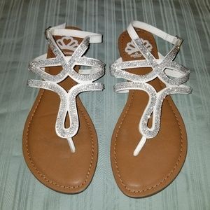 Like new Fergalicious White Bling Thong Sandals 6
